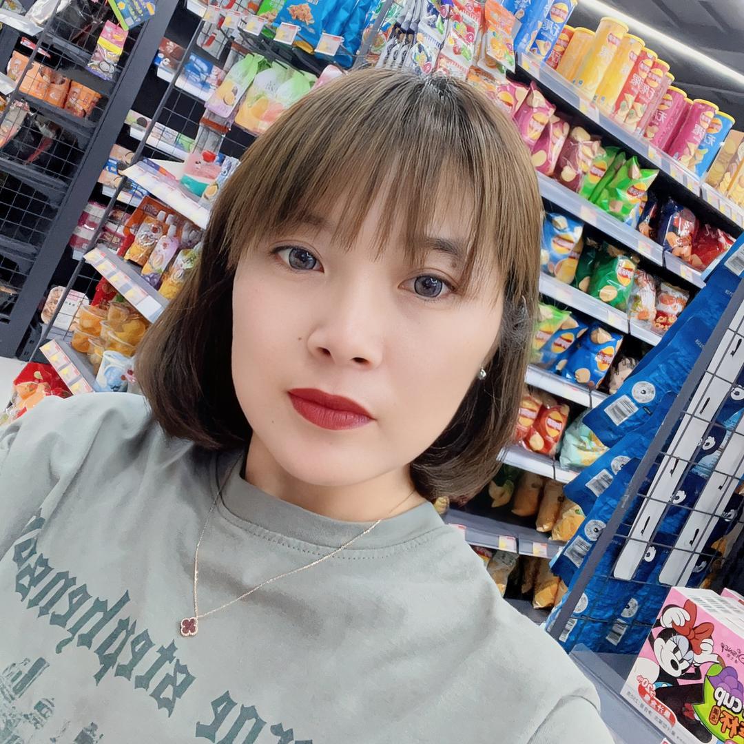 超市老板娘西贝