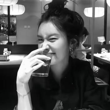 ^周八見^🧚‍♀️（瘦身美白）