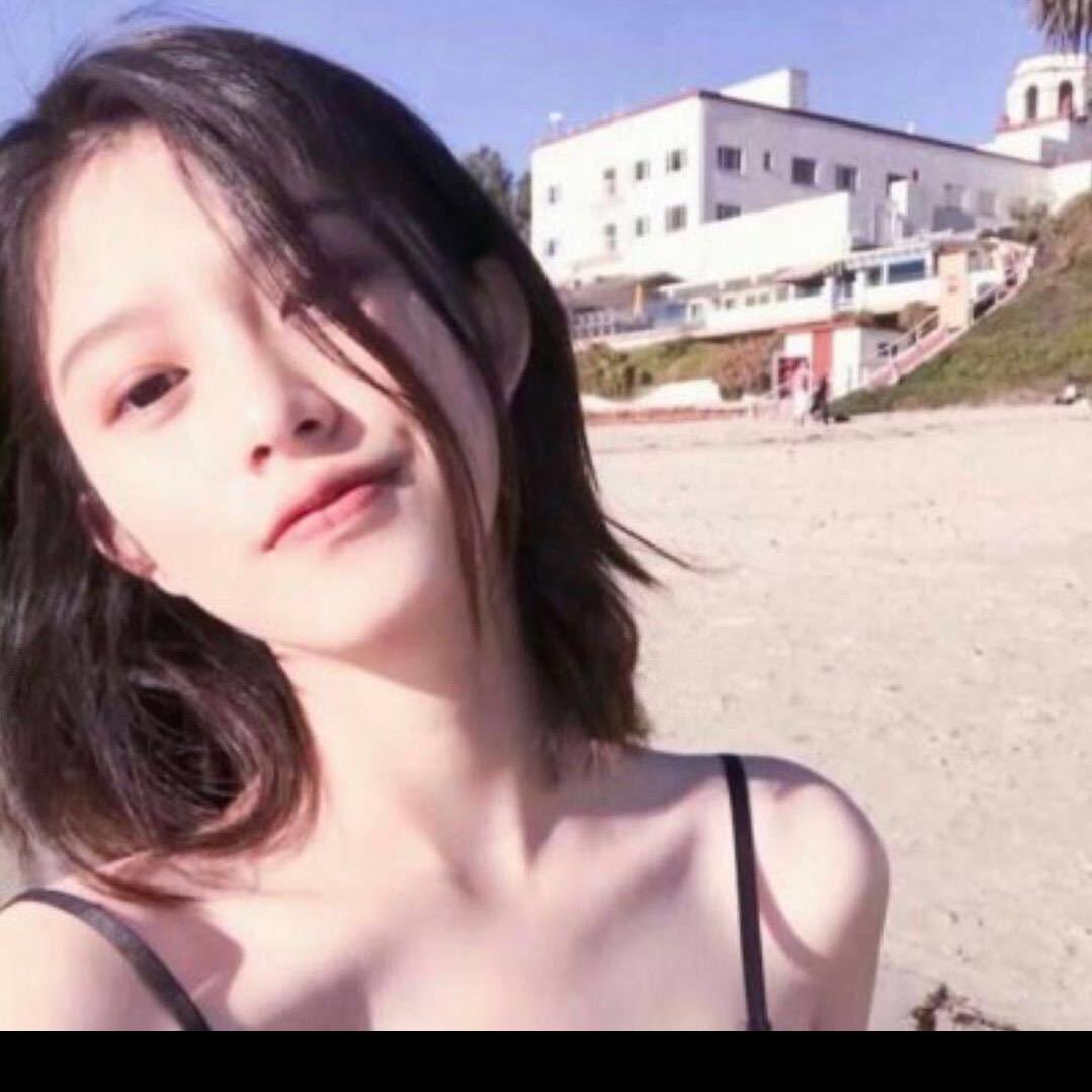 七七  💕