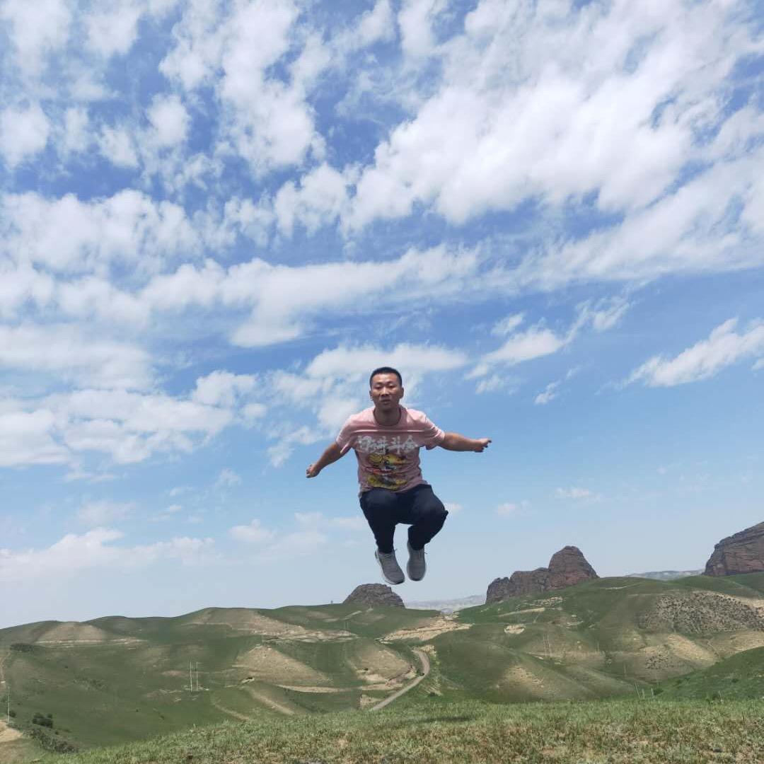 李栋梁