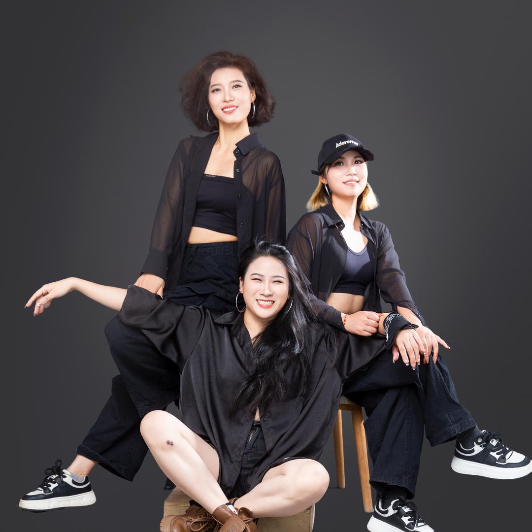 小小平（邵东SM三姐妹舞蹈工作室）招学员