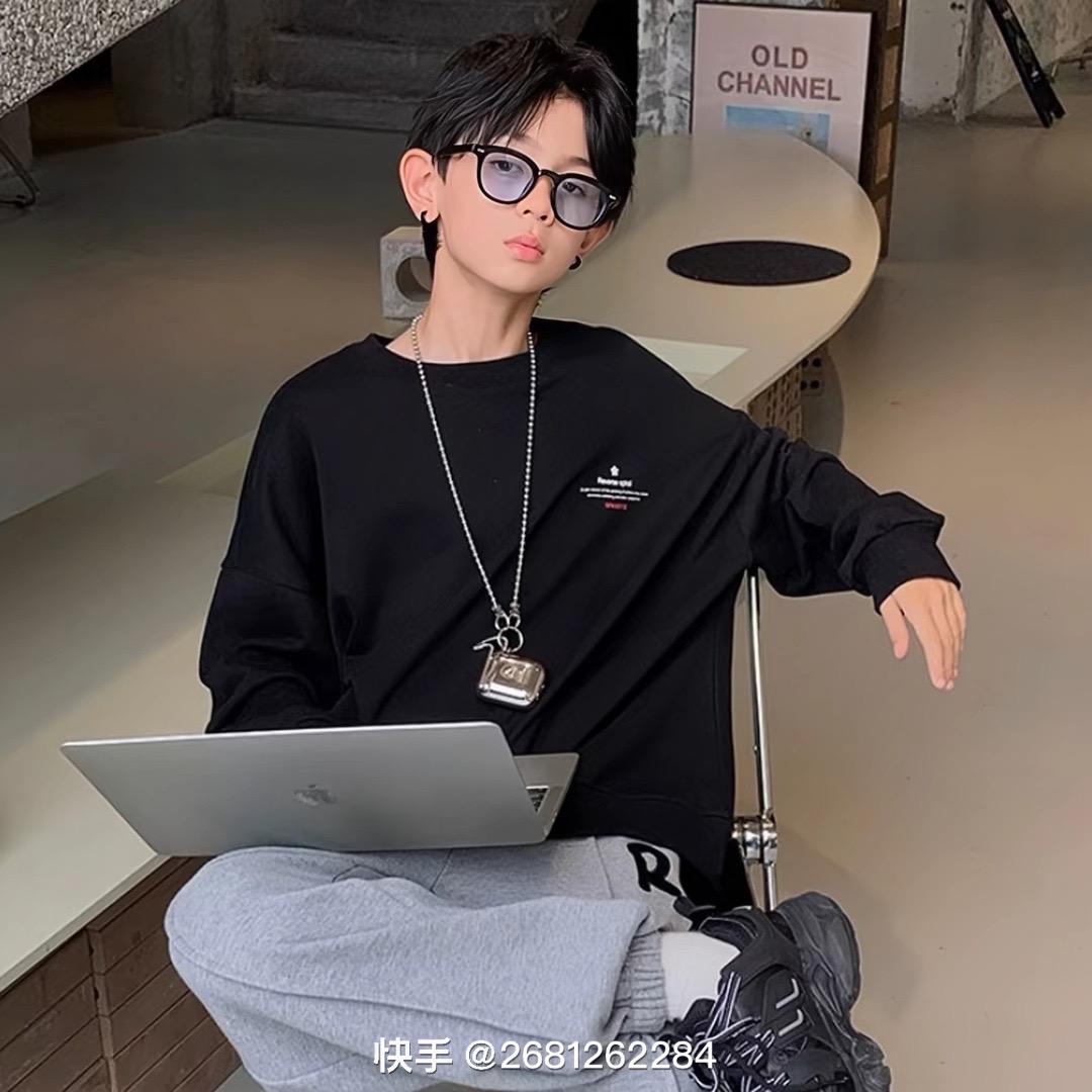 瞎子在线抠脚