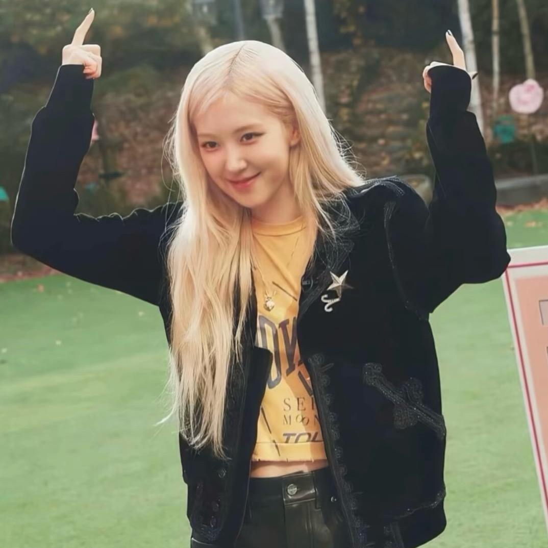 Rosé  Park🩷