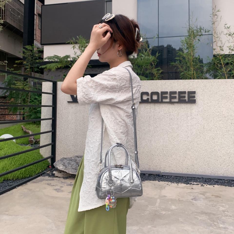 港奢女包集合店