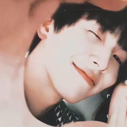 𝒬𝓊𝒵𝒽𝒶 🪷.