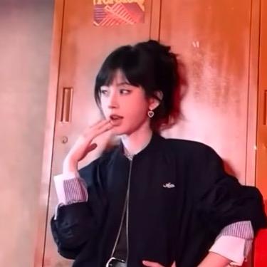 胡子少女。