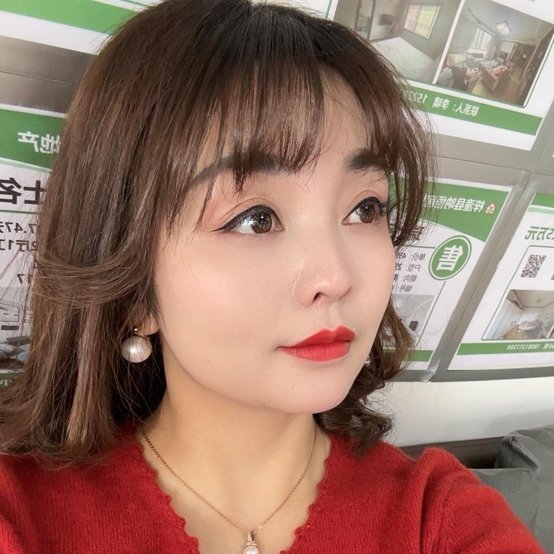 卖房子得小姐姐