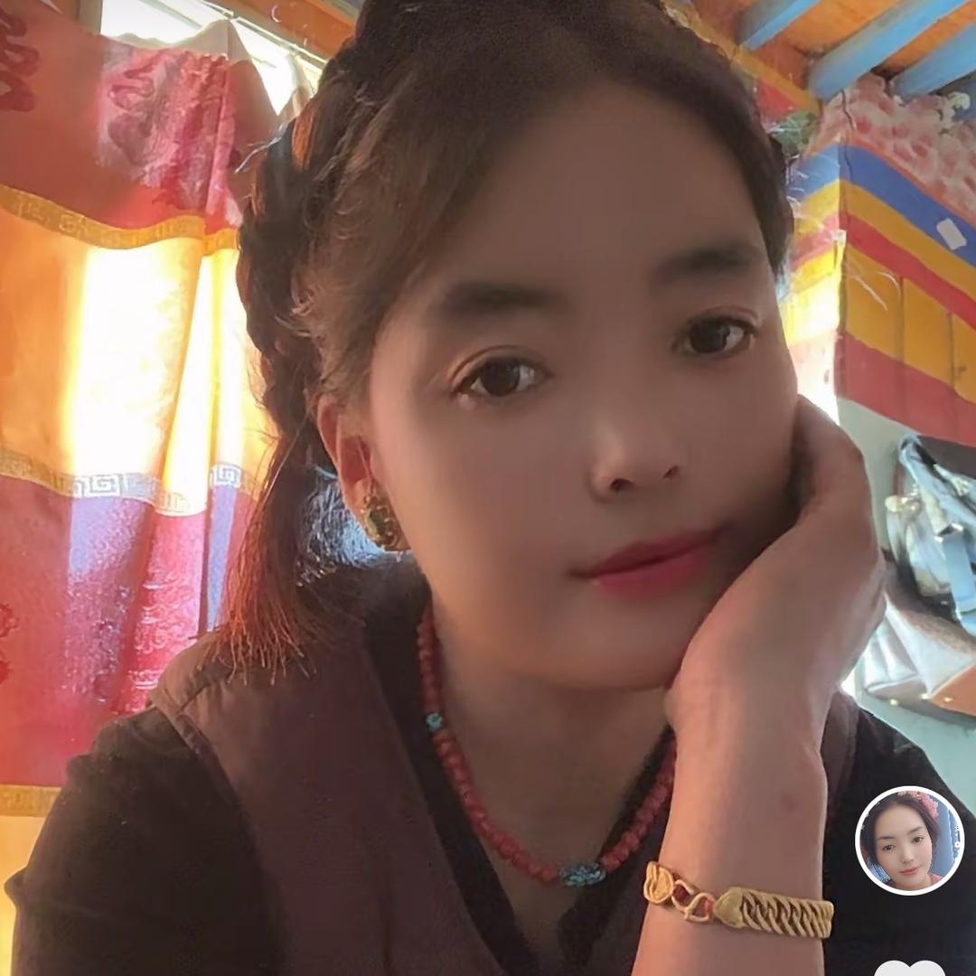 后藏丹增卓玛👩‍👦