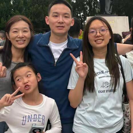 谢浩男妈妈许健华5号开业庆典助播