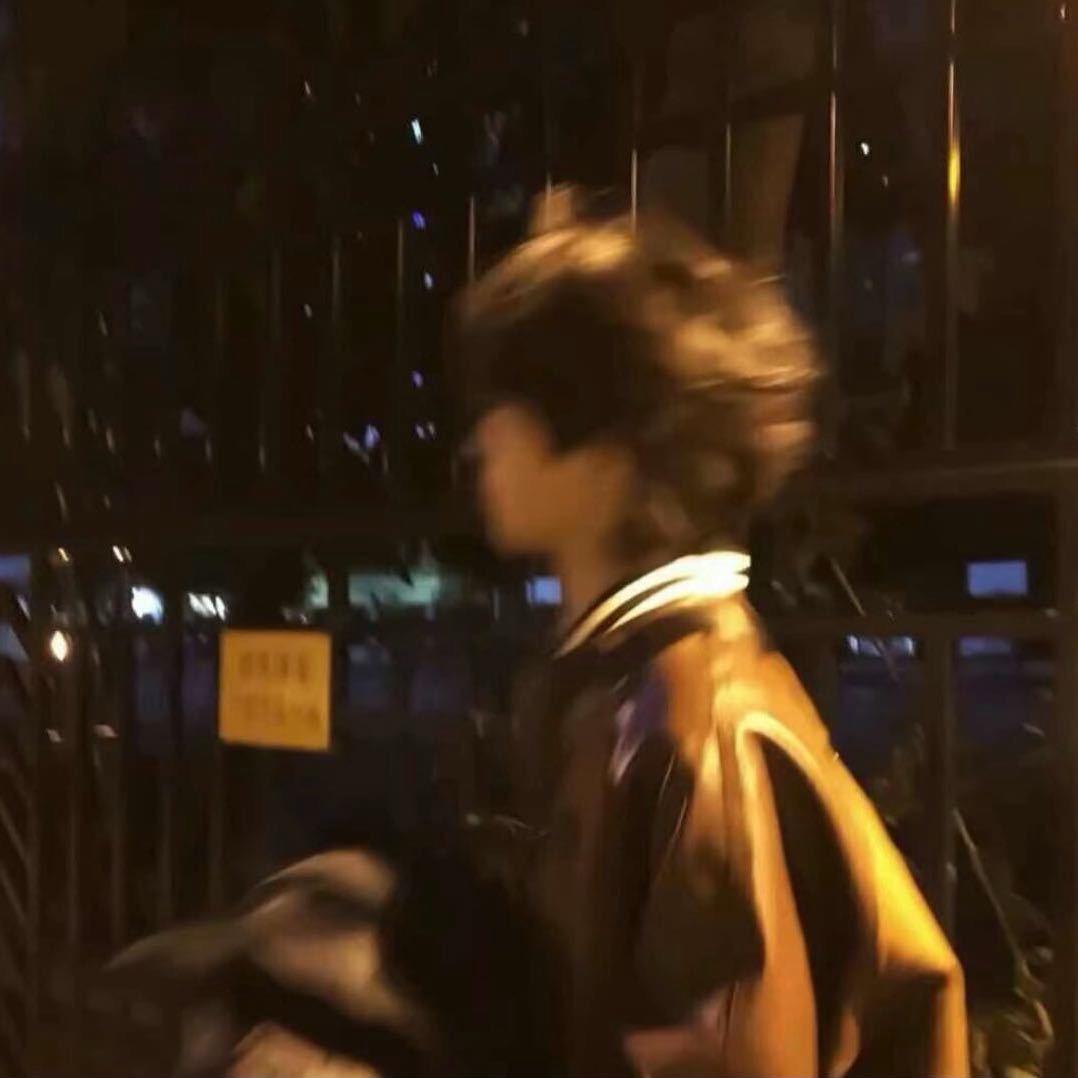 嗯10