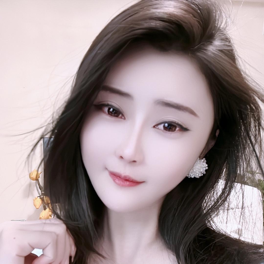 做自己的女王🌈