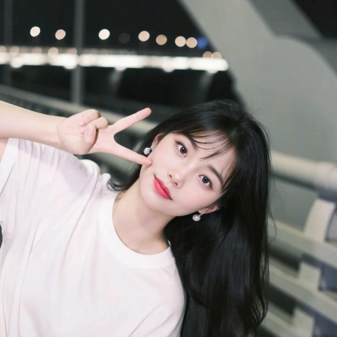 静　　　　　　　╲