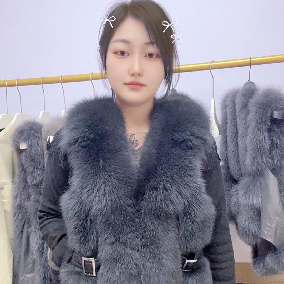丽丽皮草服装服饰