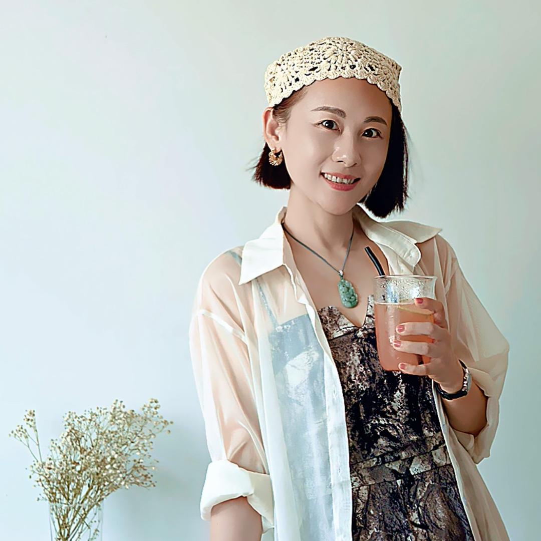 Tina 张婷