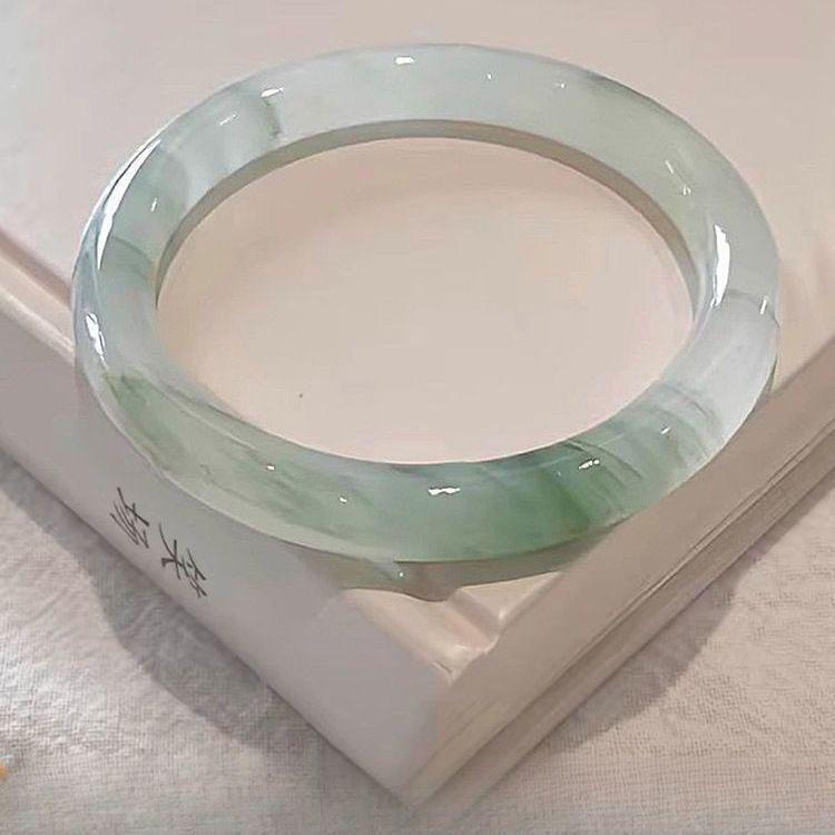 天山翠钰