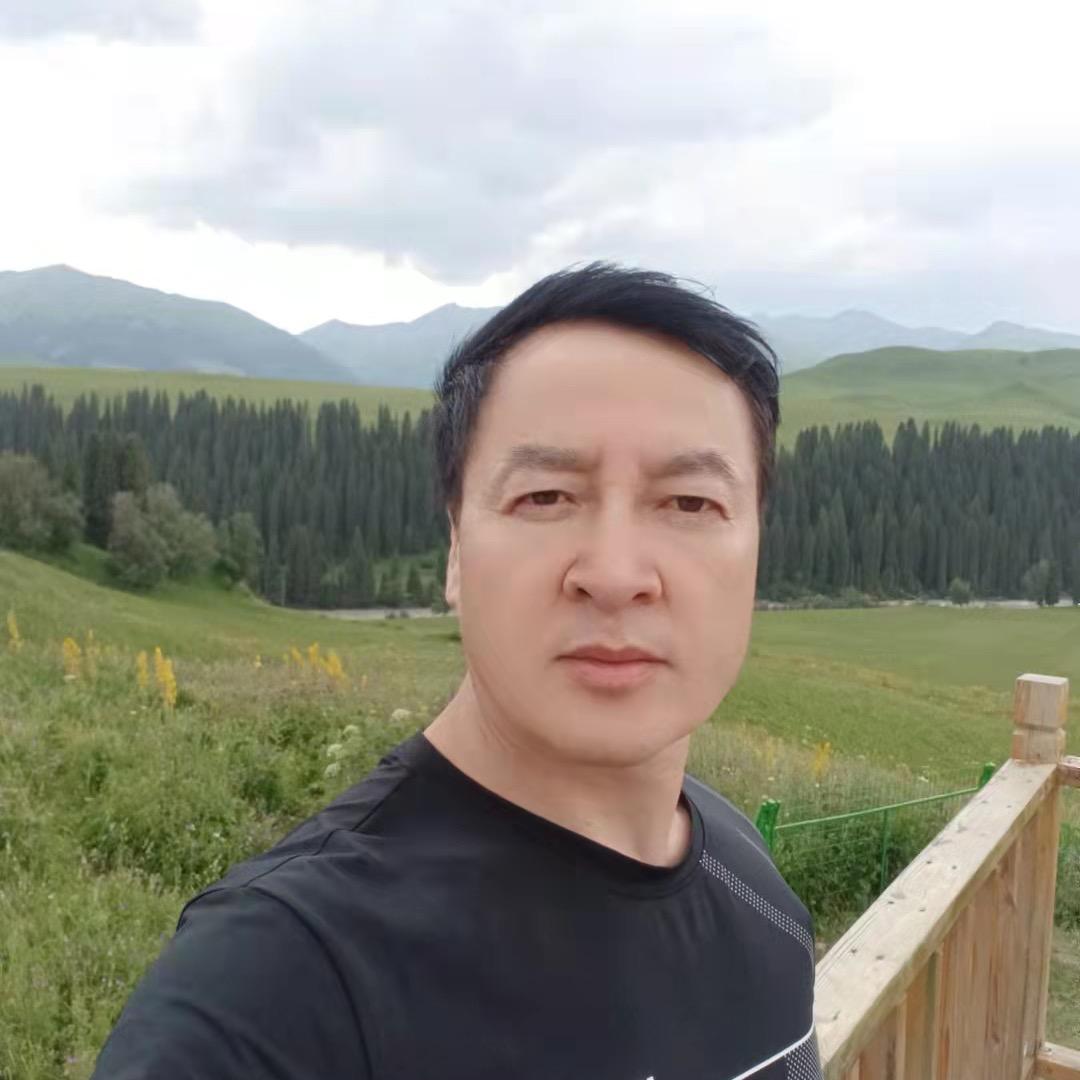 杨朕