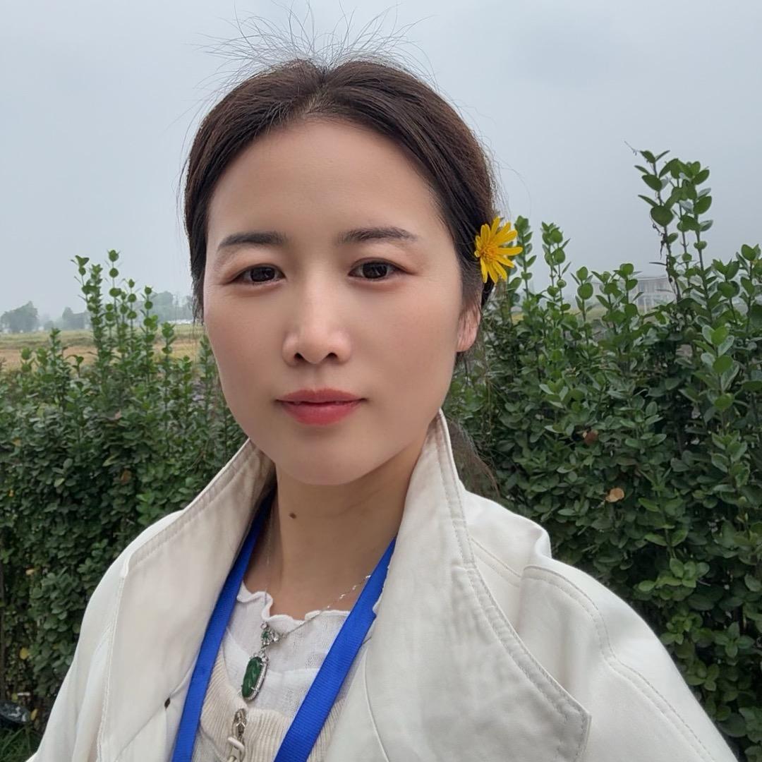 衡东县栗木村妇女主任赵娟