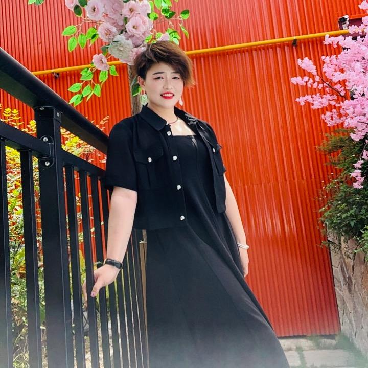 甜梨鲨鲨子🥰