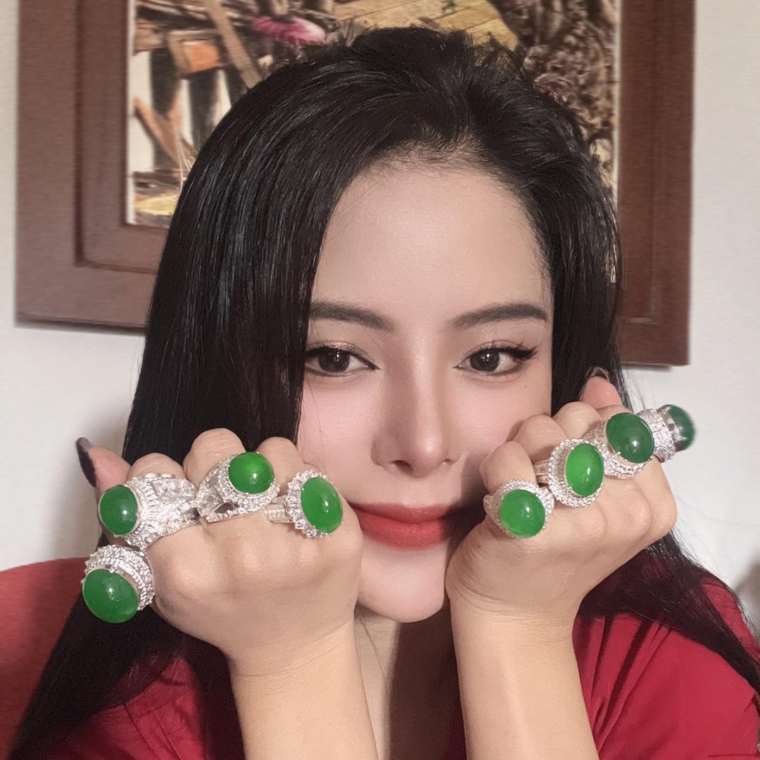 帕敢翡翠🇲🇲莫西沙 晶晶