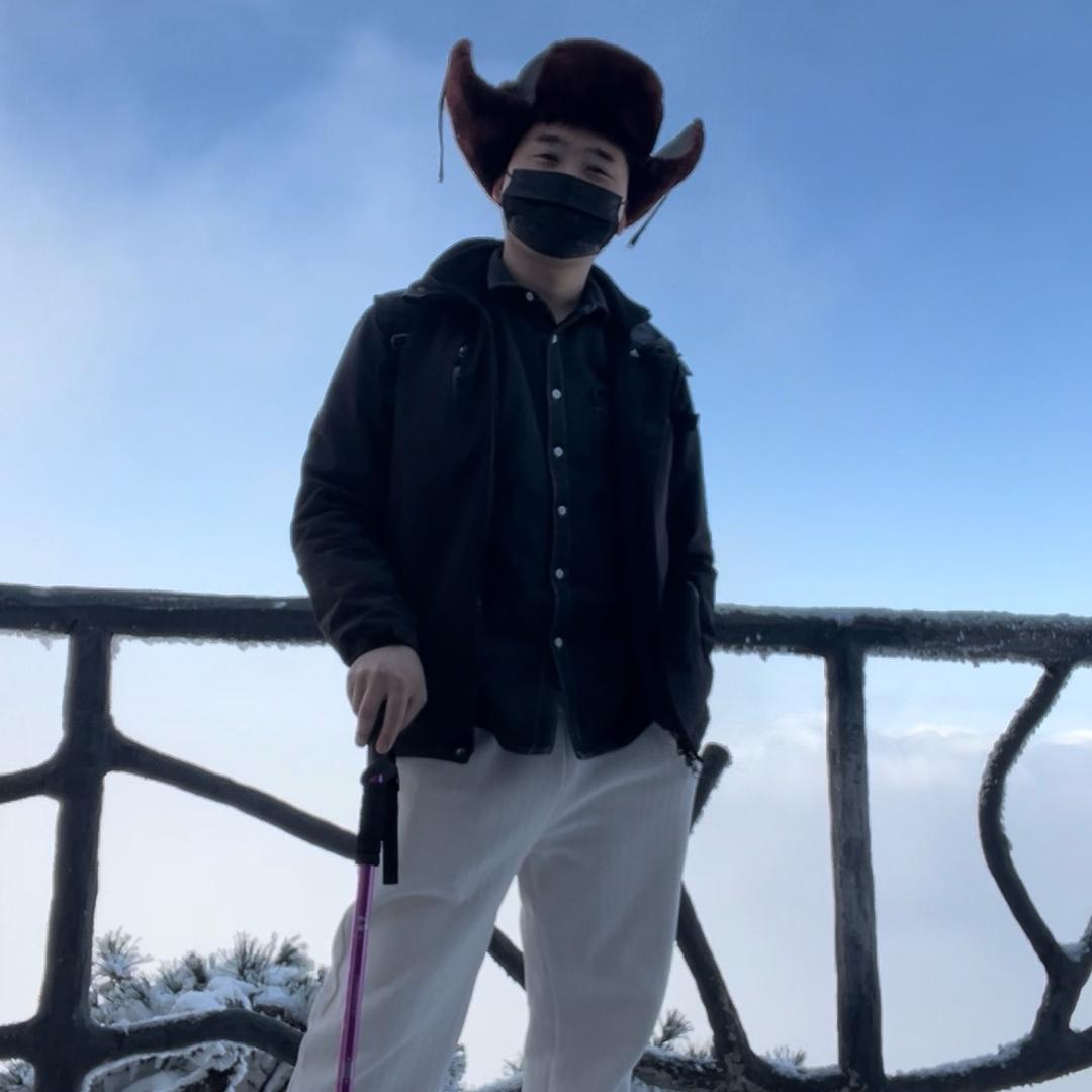 刷鞋界的小李汁