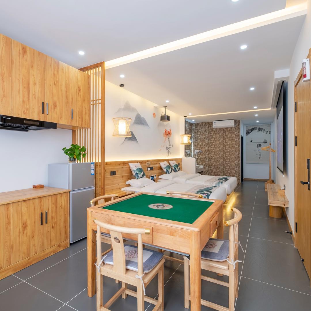 五台山一草一木民宿