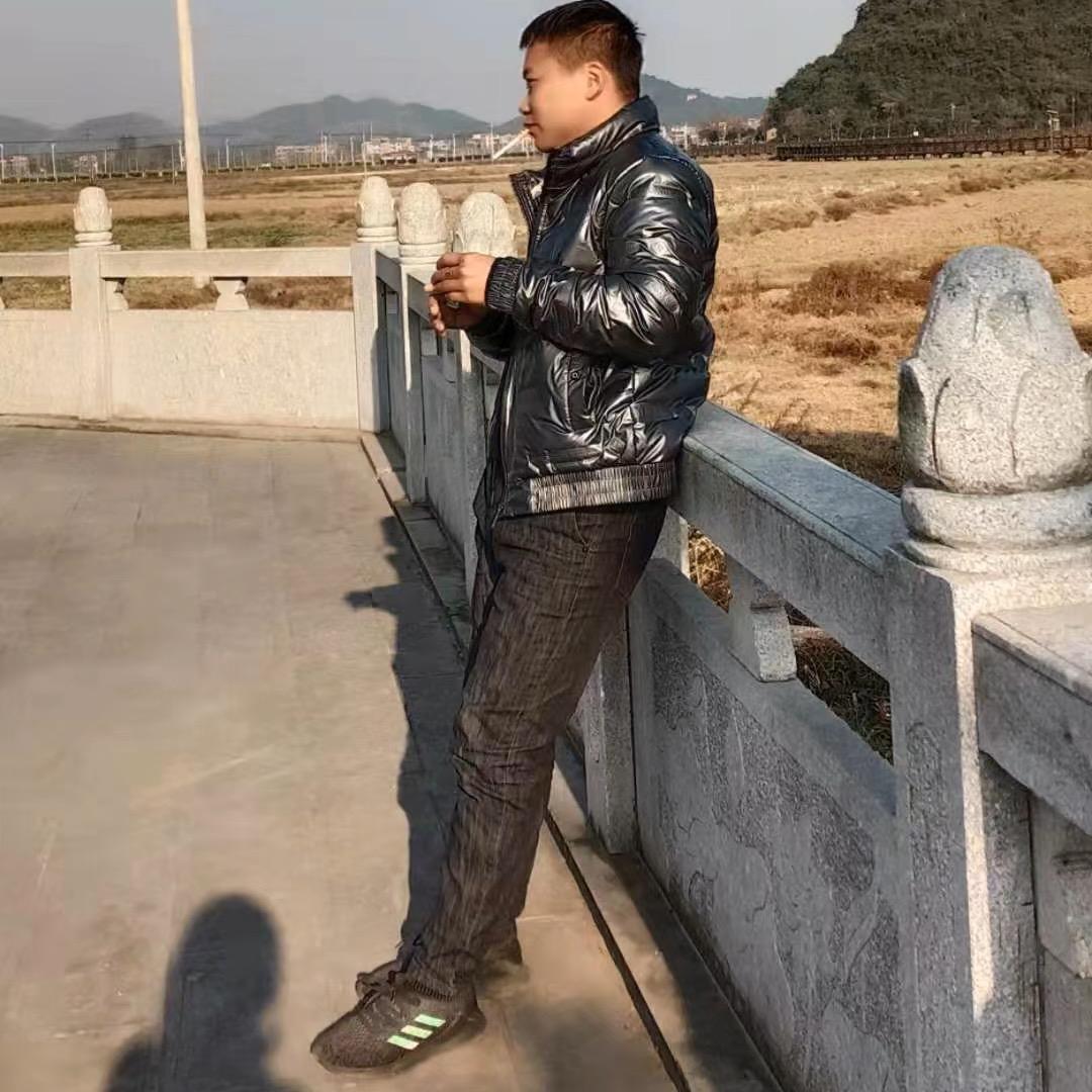 ————————黑少