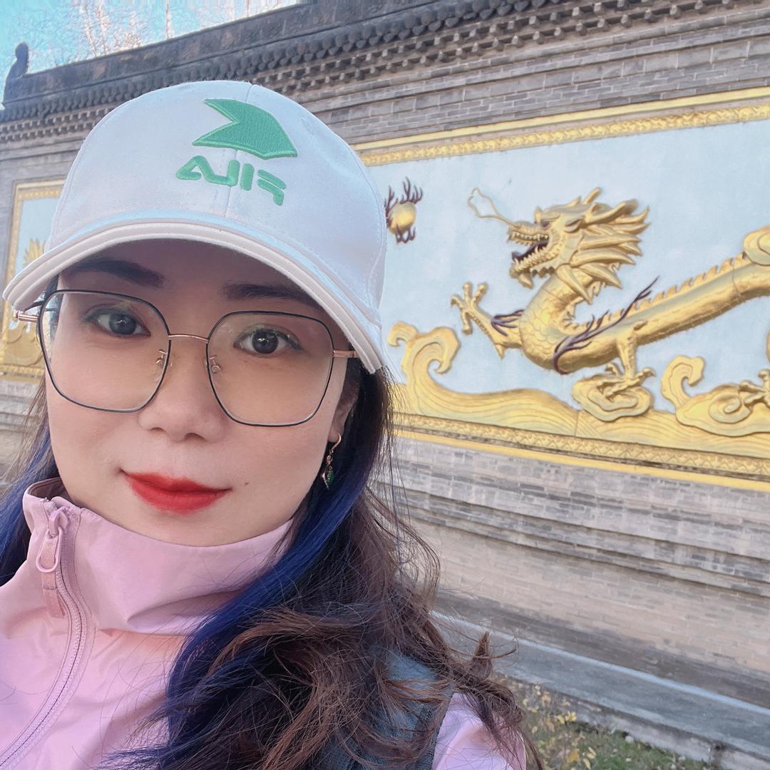 我在上海普陀区卖珠宝~~通灵翡翠