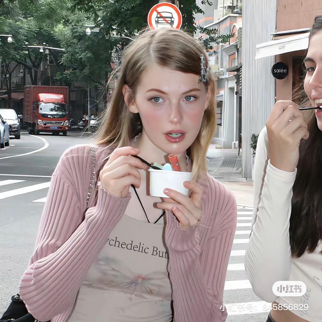 LiLi🧸