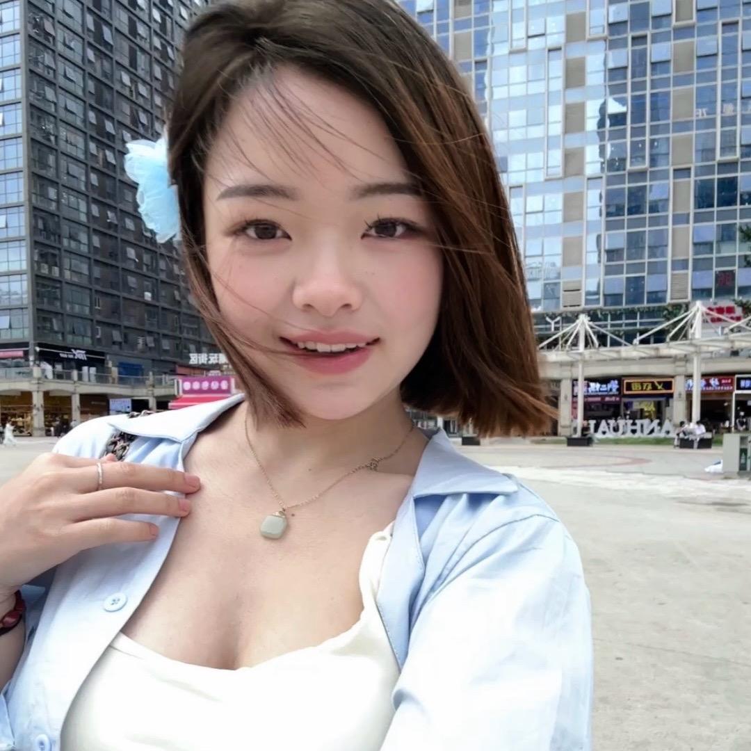 超乖的小财迷👧🏻✨