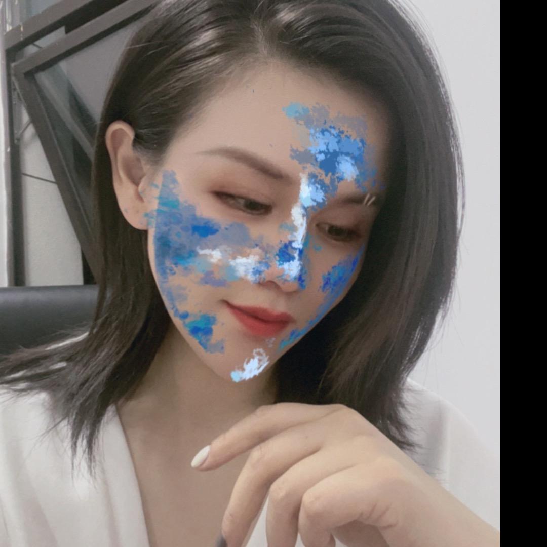 L 女士
