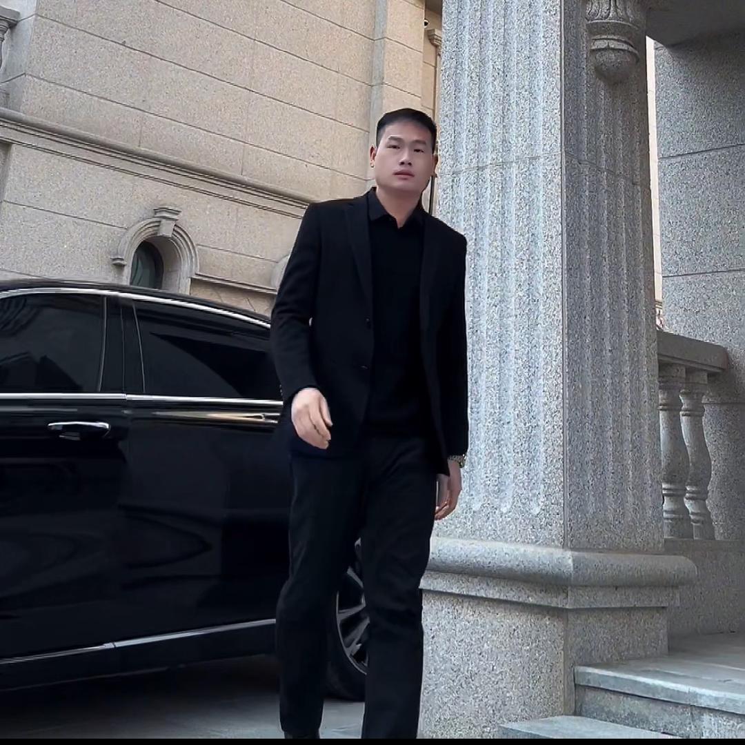 楚风🤵🏻‍♂️