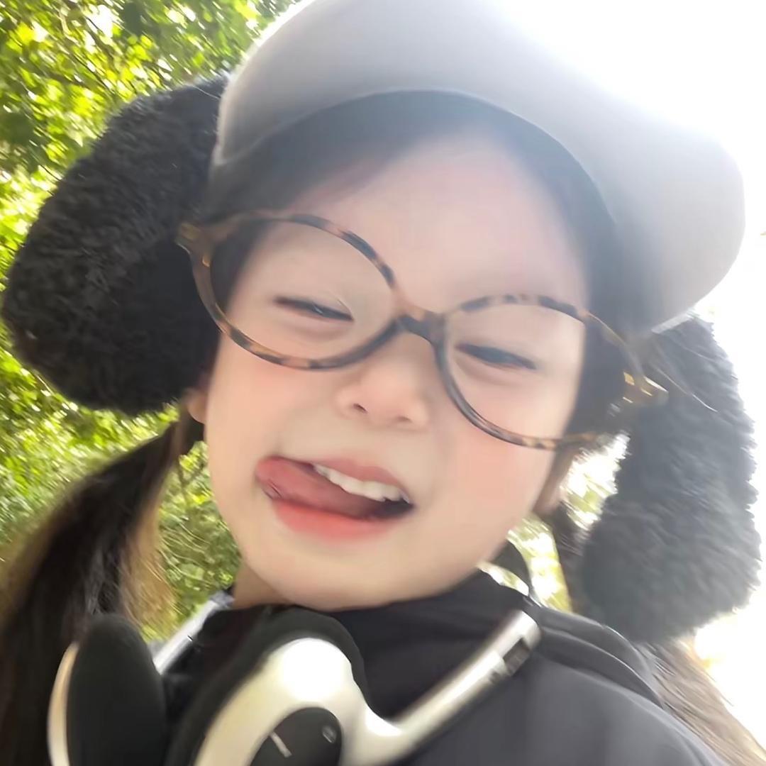 一点点.