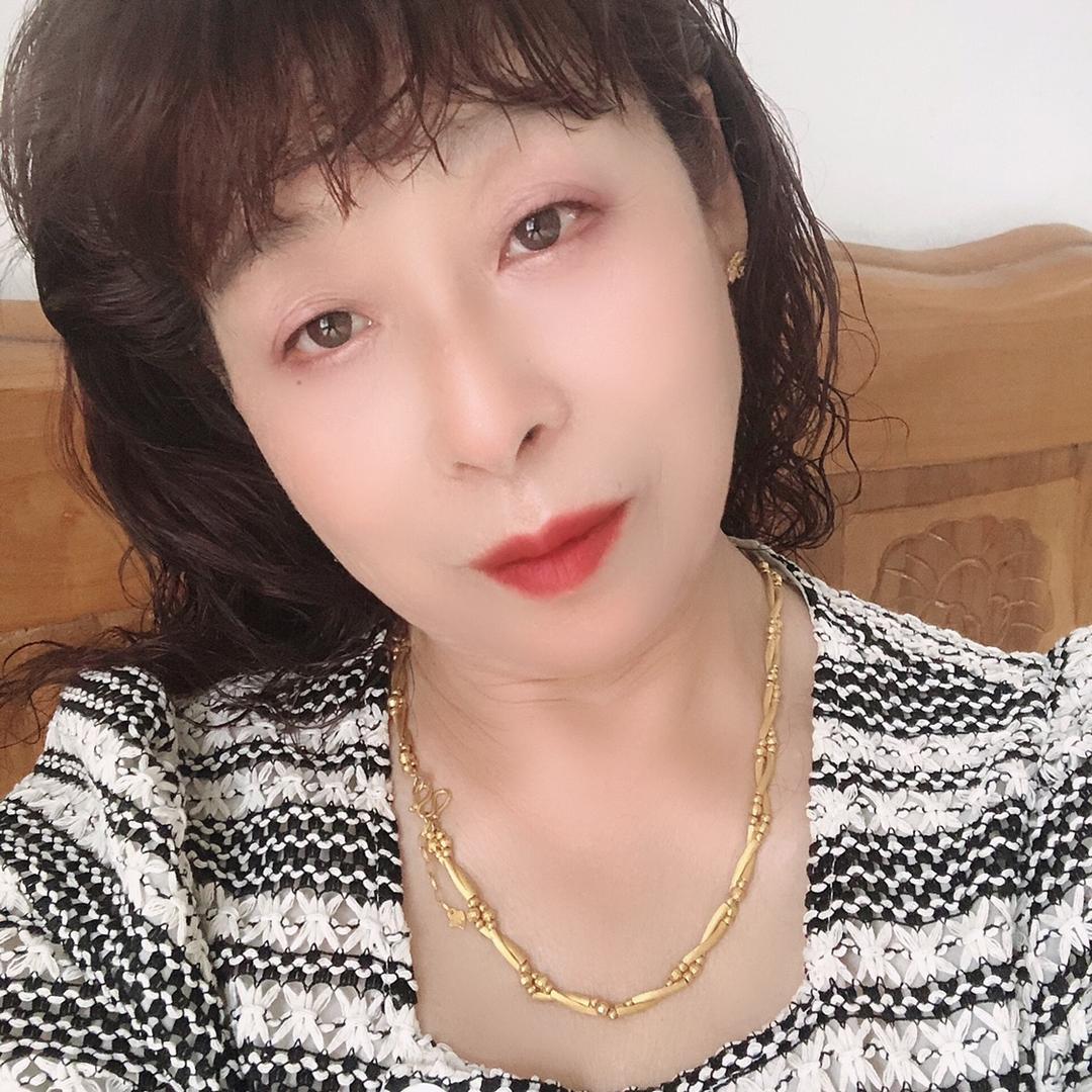 灵     芝