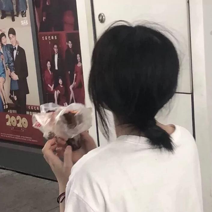 kiss kiss