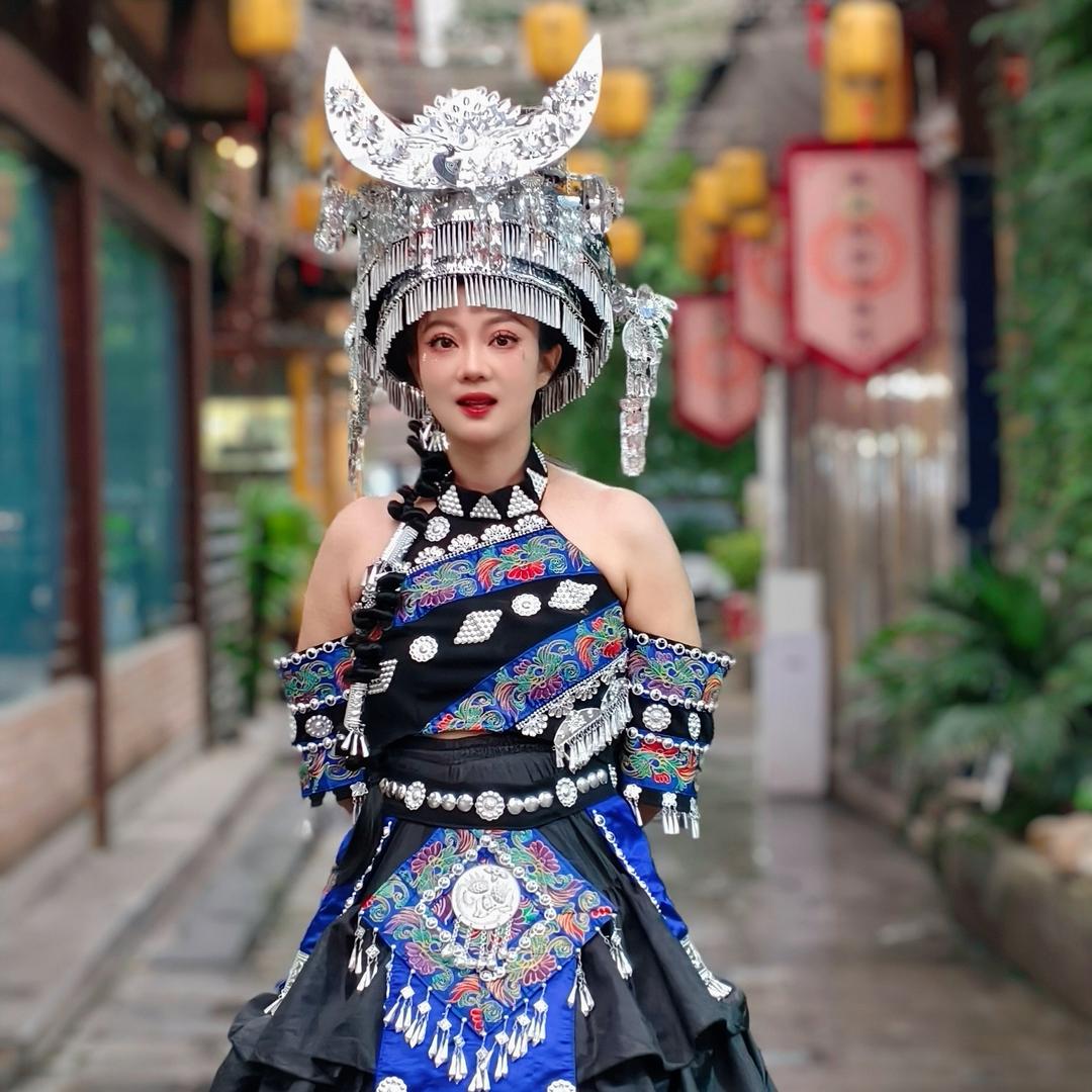 燕子不定时开播