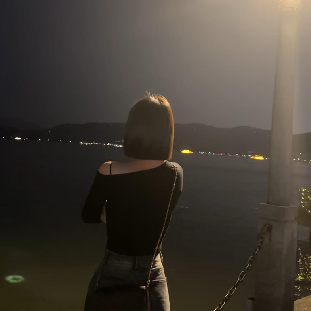 娇小娇@
