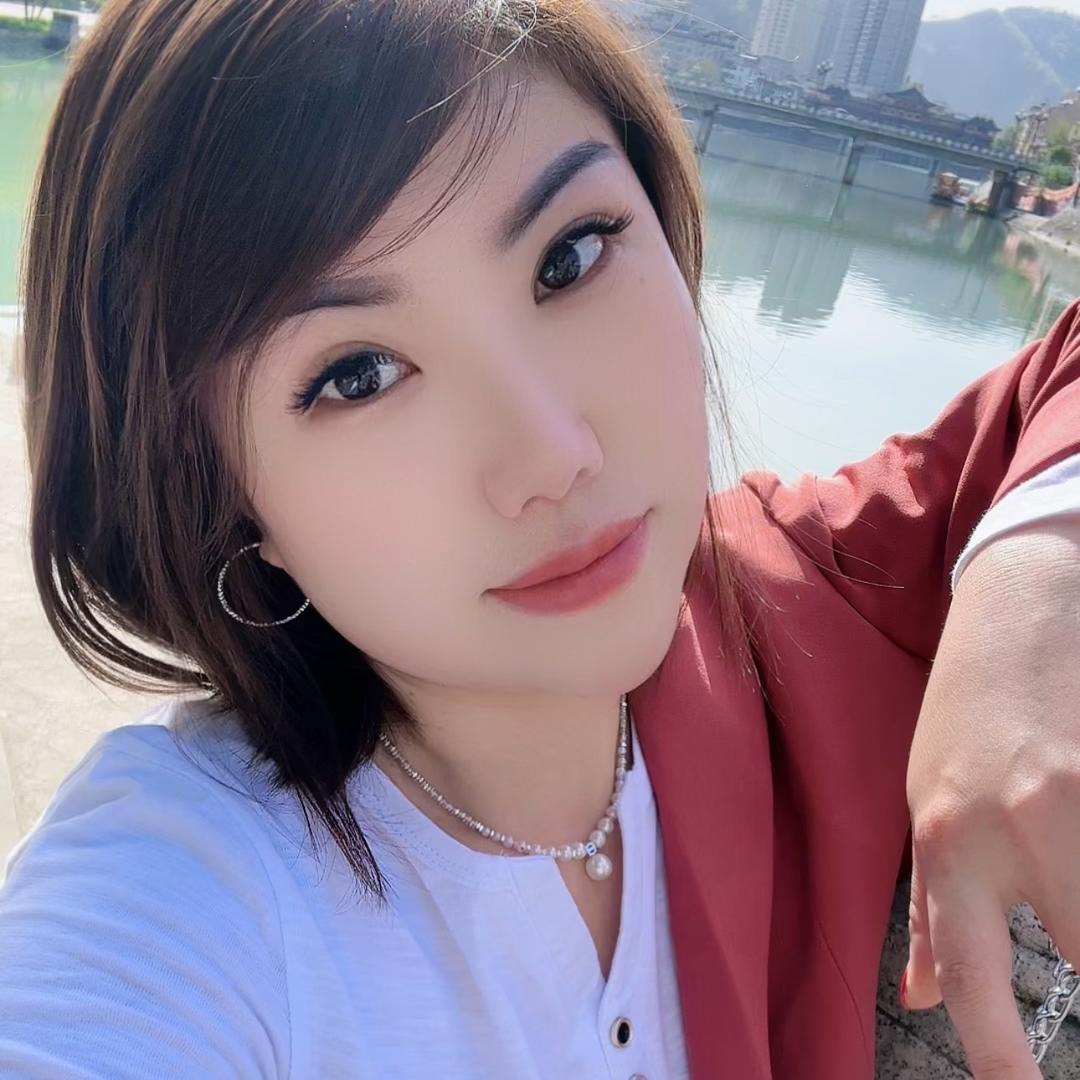 娘子爱编歌