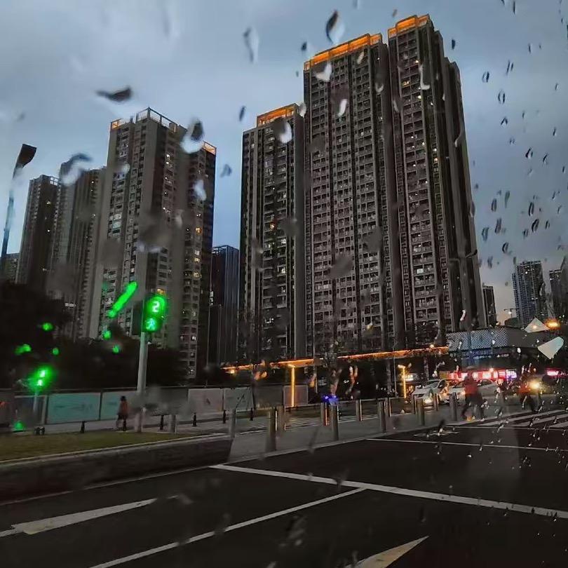 乐乐乐呃