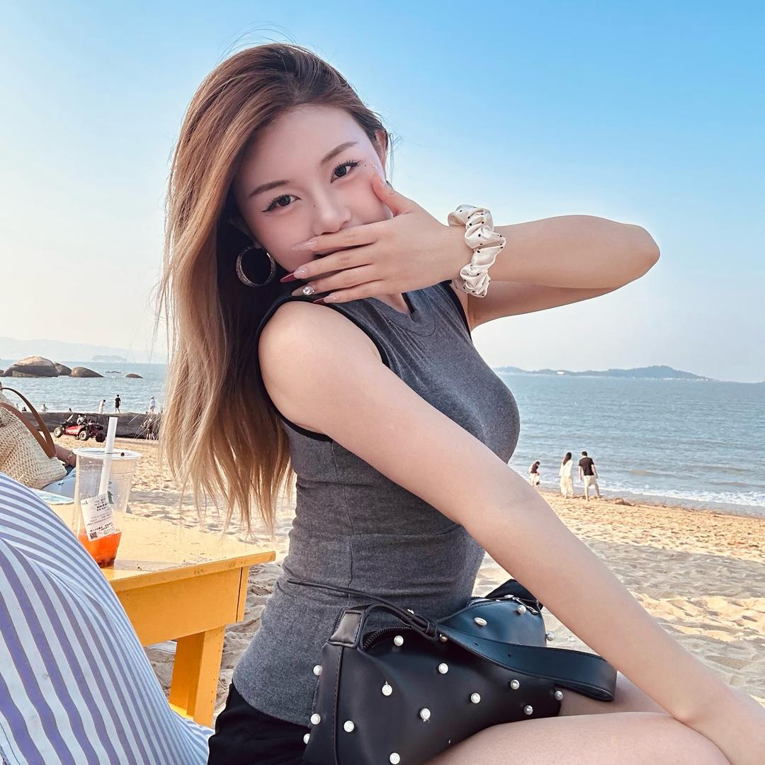 Bella （贝拉)学跳舞找我