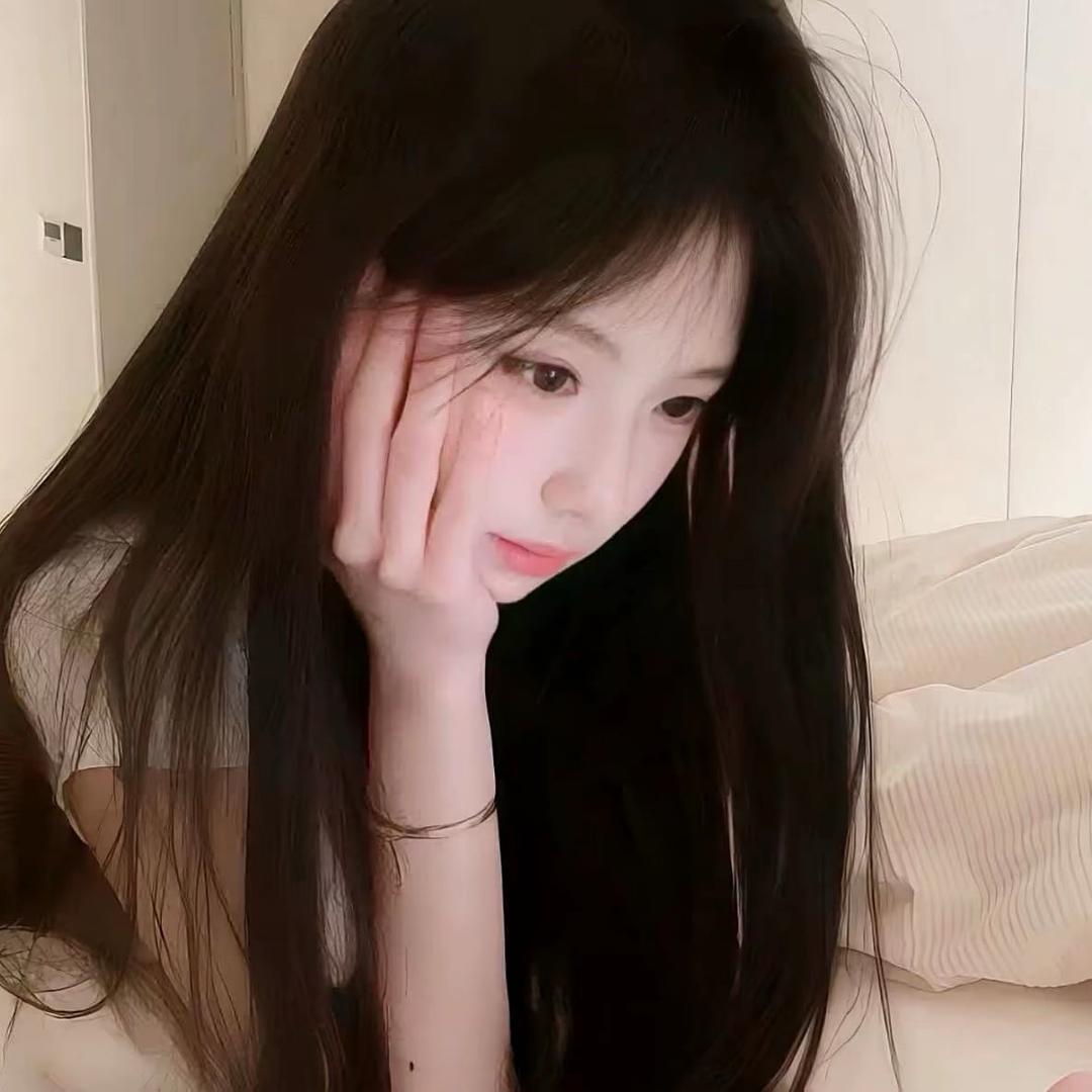 金昱台球助教萱萱