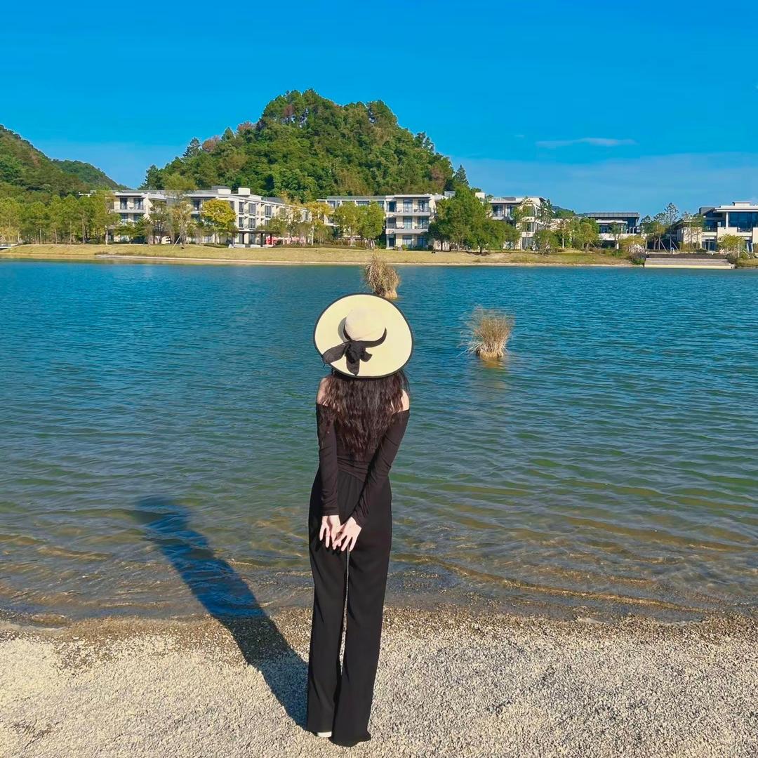 是你的李小姐呀