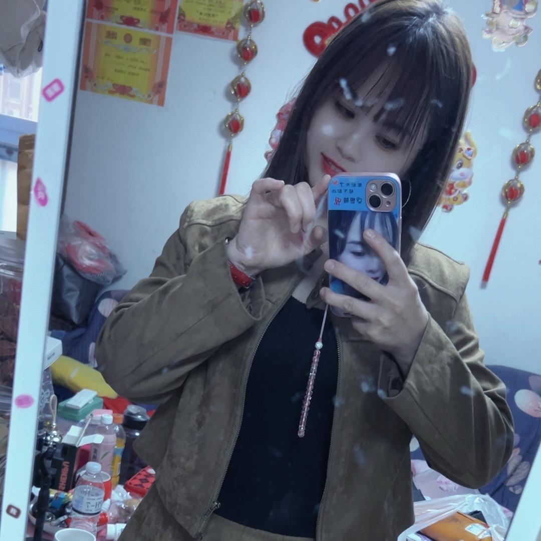 ꧁᭄💋美儿꧂ཎᮨ᭄