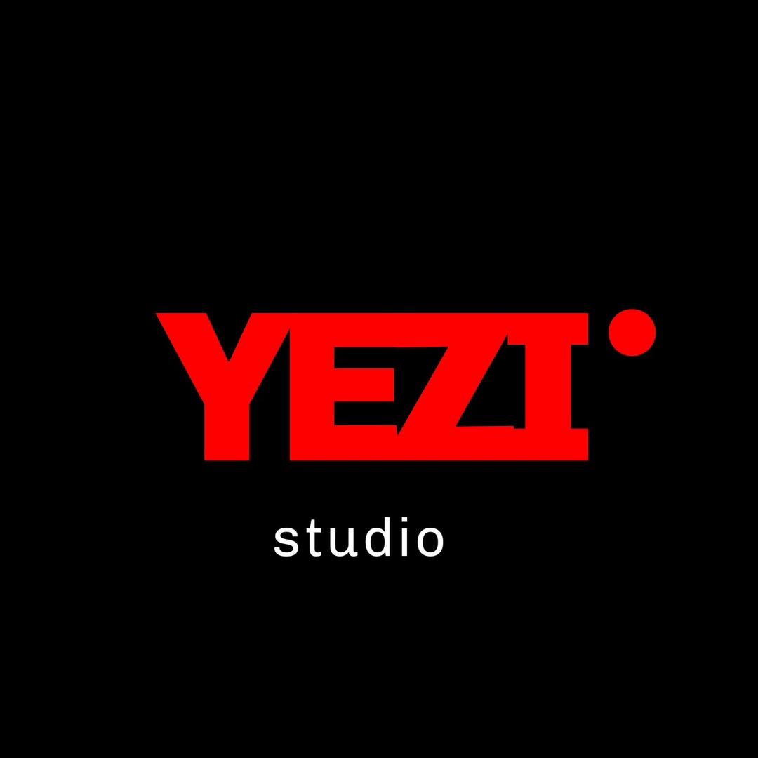 YEZI 私服