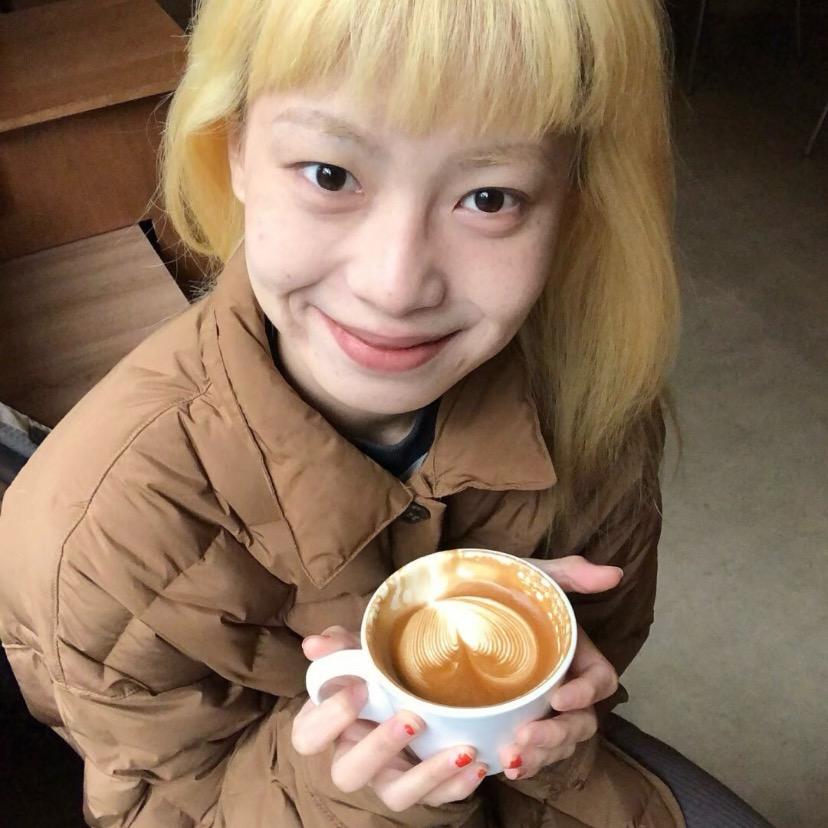 ㅤㅤㅤ怎么吃不饱ㅤㅤㅤ