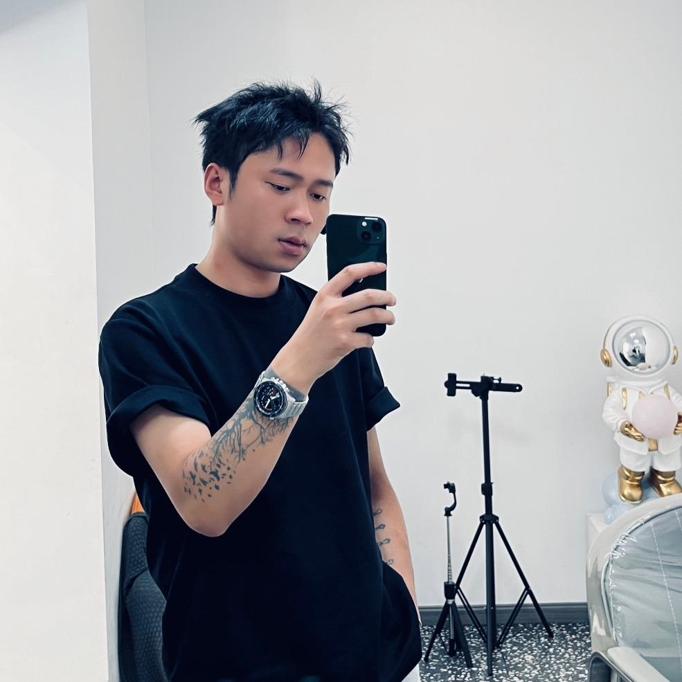 临沧烫发专家郭靖