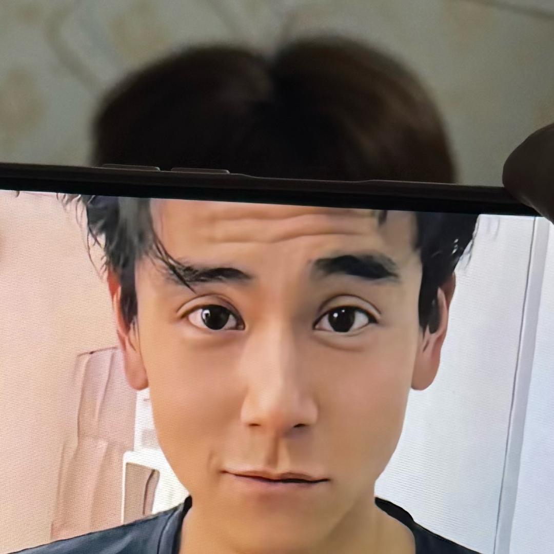 小嫩草