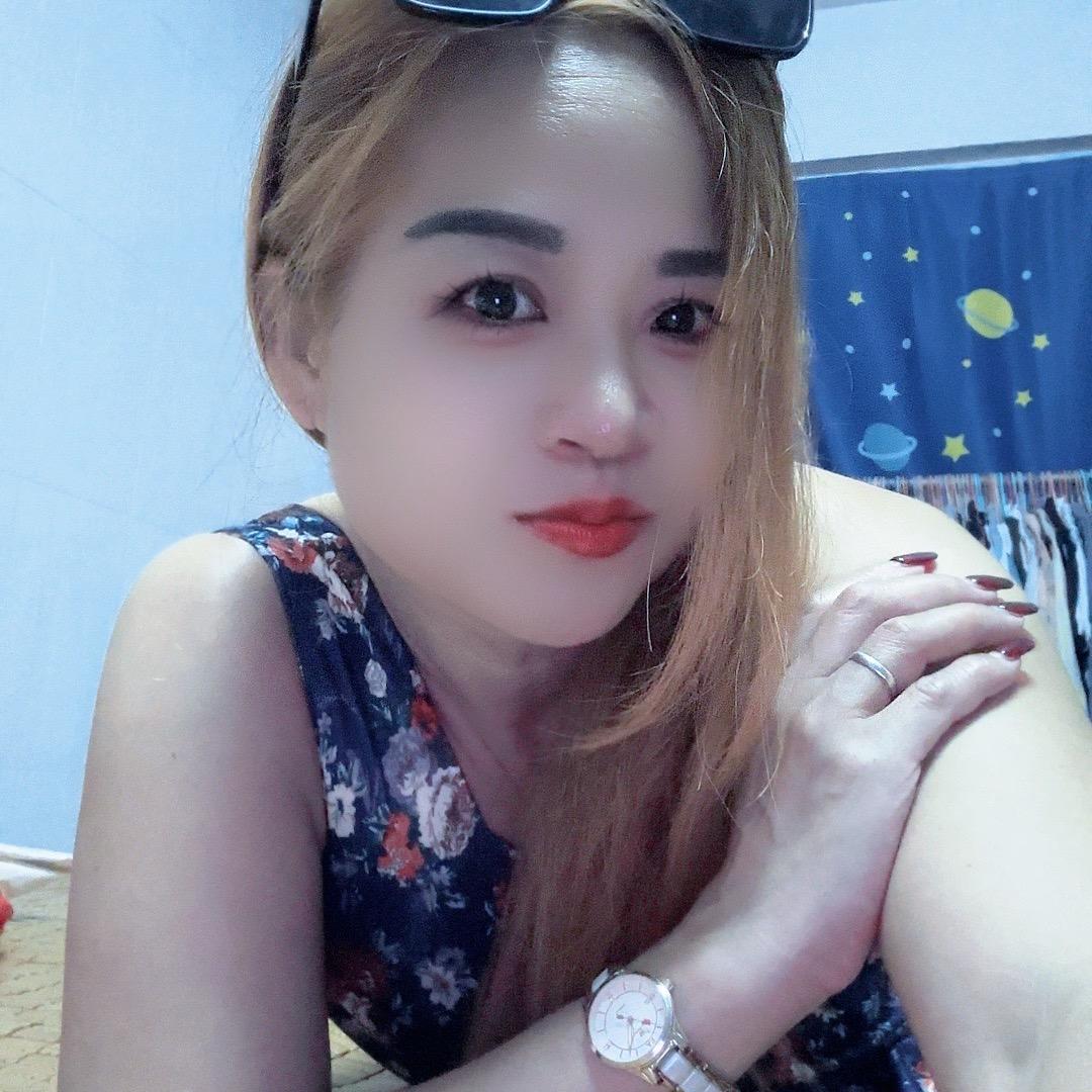 广西皮妞…李莎