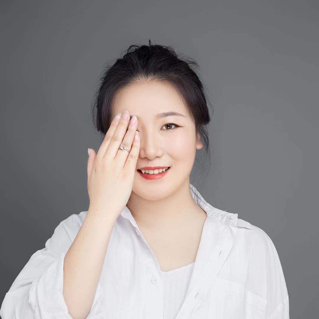 胖妞是个美甲师