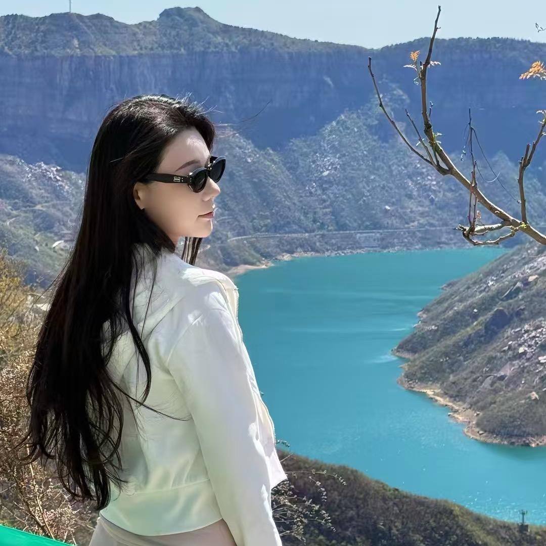 衣佳人(新源道店)宠粉号.