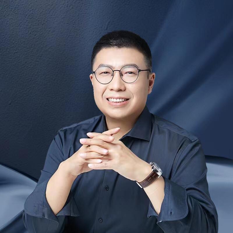 心理咨询师李小布